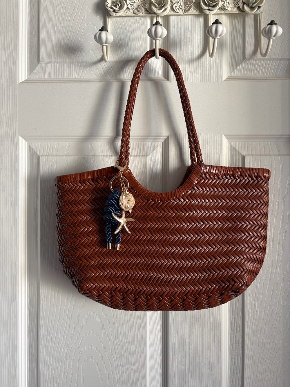 Anthropologie Woven Tote Bag in Chestnut Brown - Picture 3 of 6